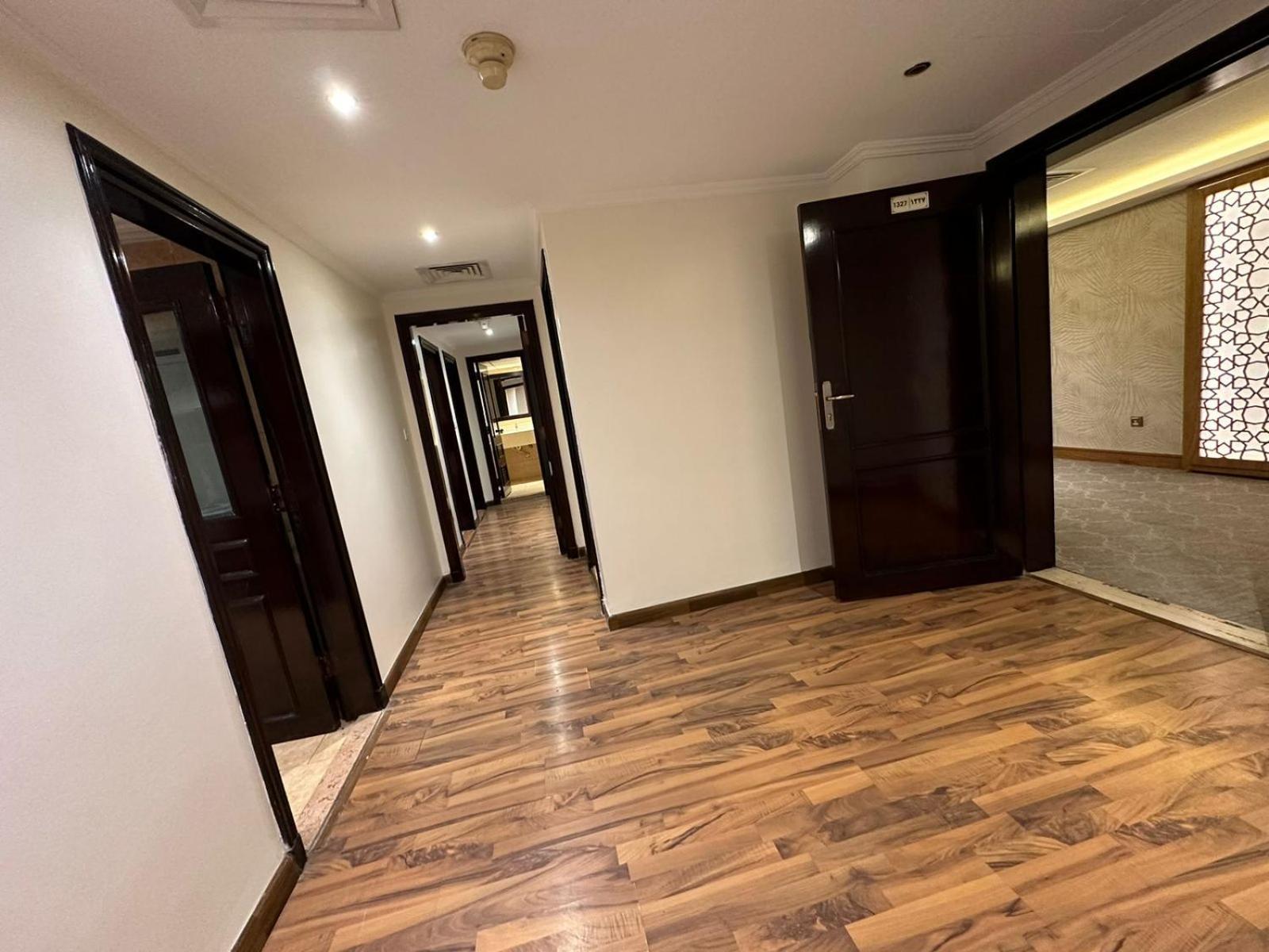 Zad Al Eman Suites Hotels Medina Bilik gambar