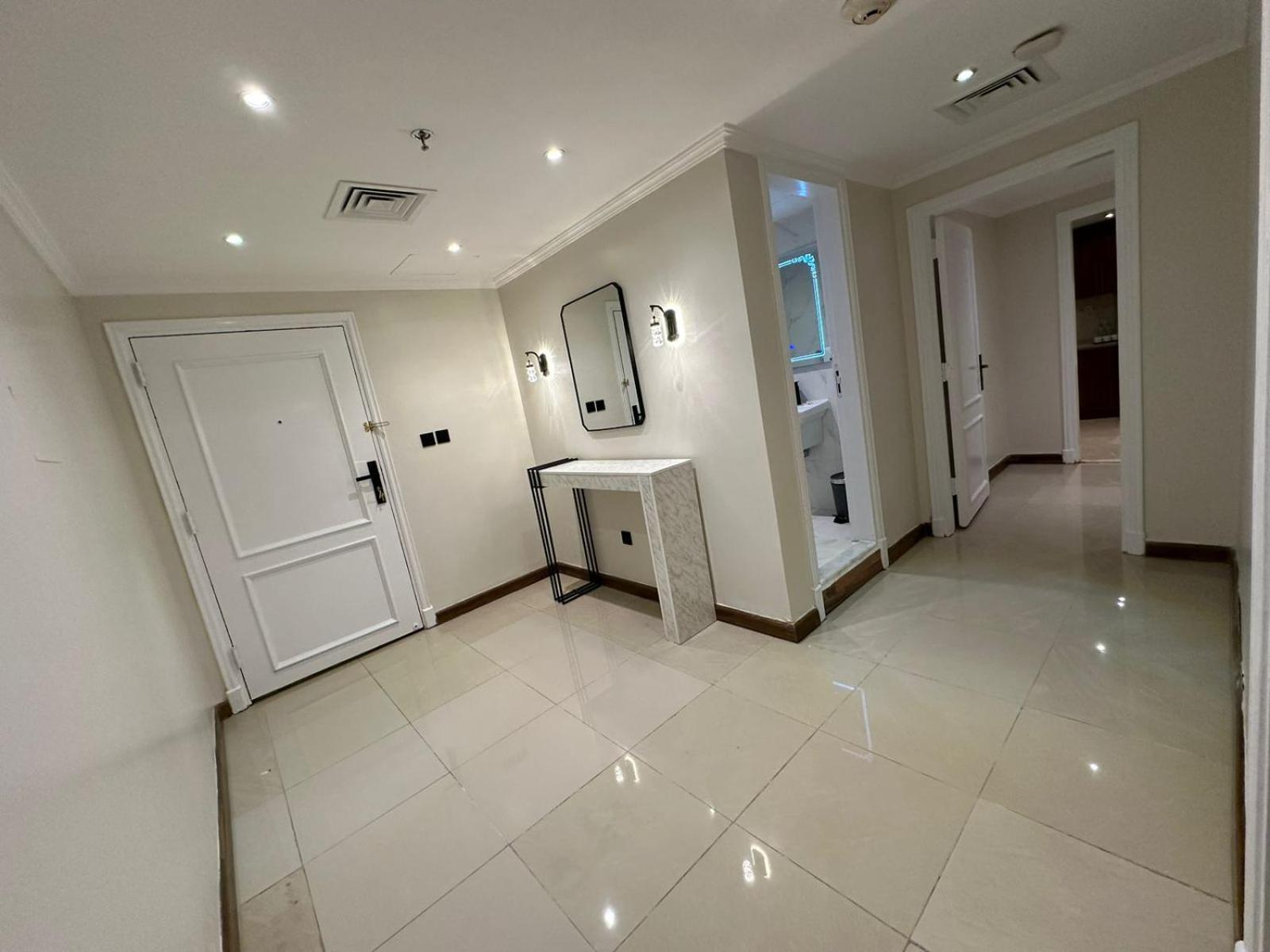 Zad Al Eman Suites Hotels Medina Bilik gambar