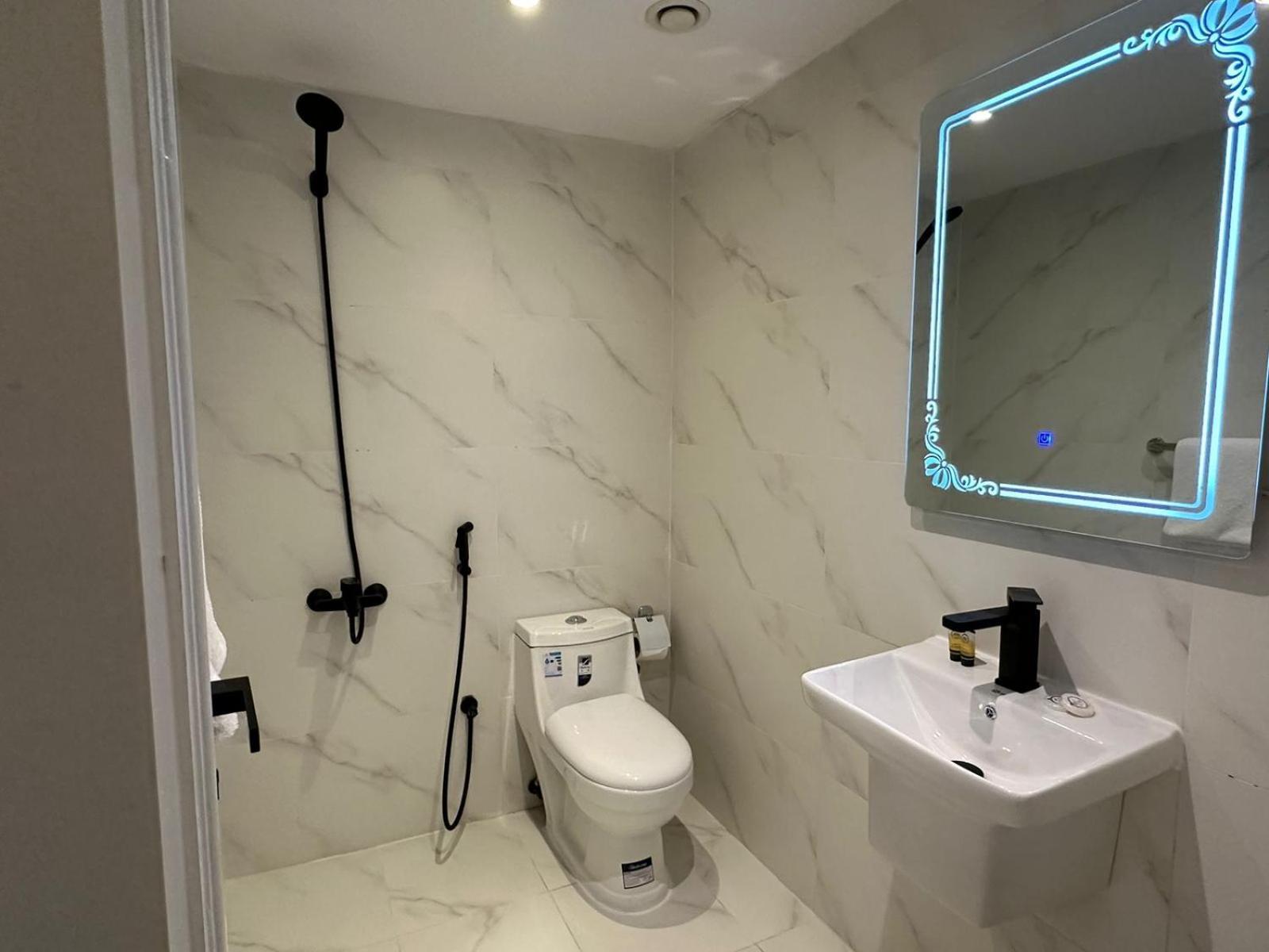 Zad Al Eman Suites Hotels Medina Bilik gambar