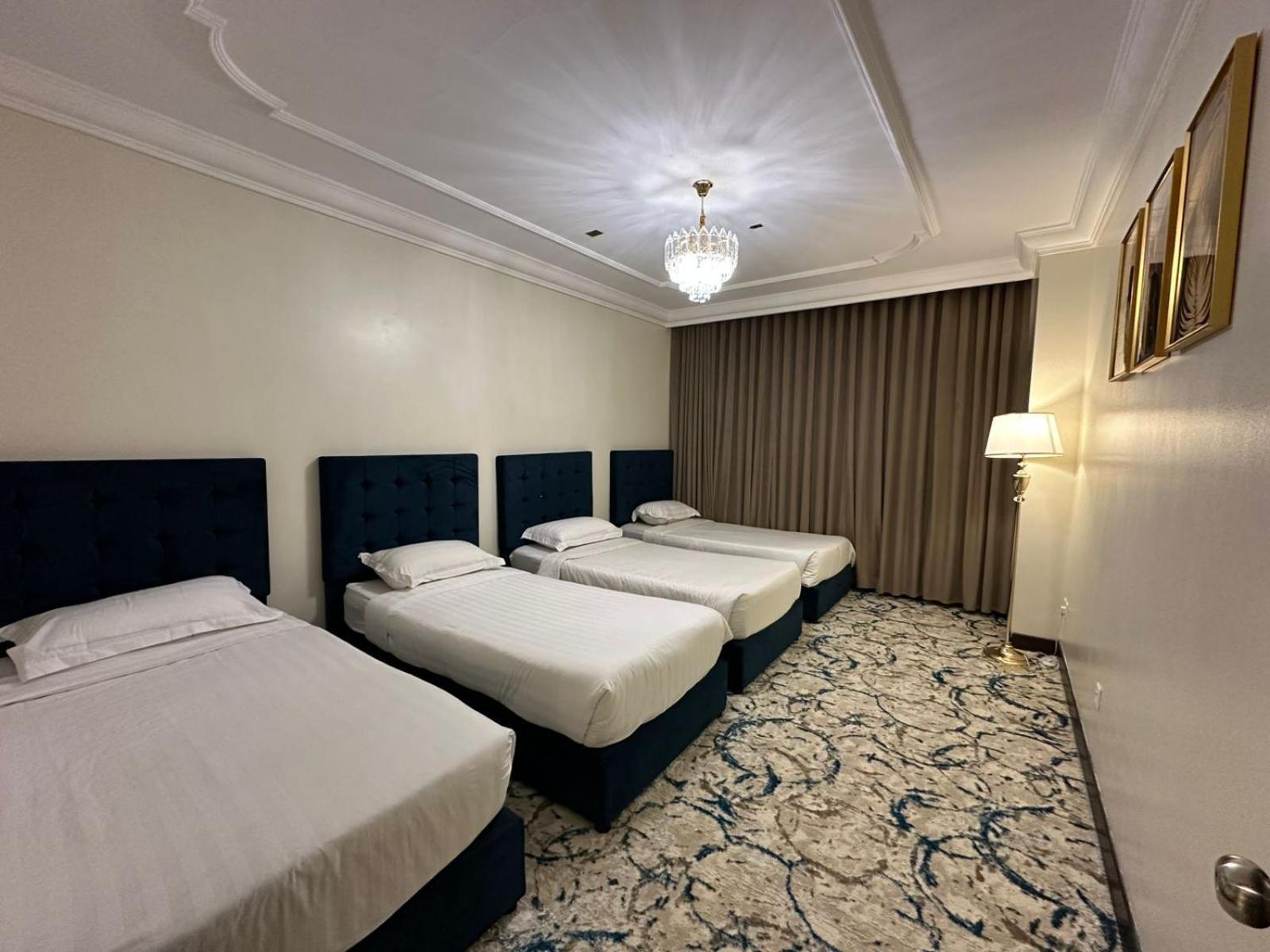 Zad Al Eman Suites Hotels Medina Bilik gambar